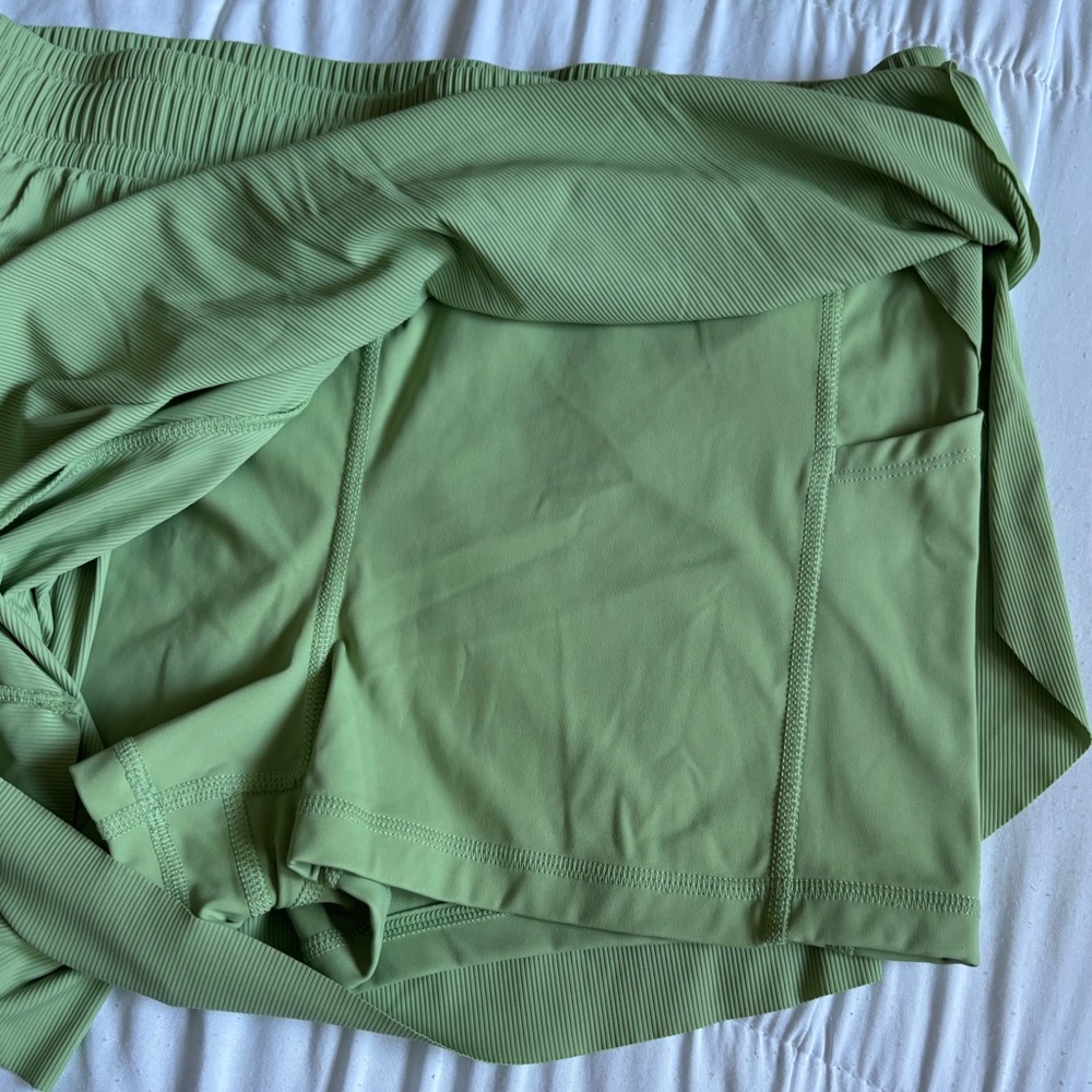 JoyLab Shorts - Picture 3 of 4